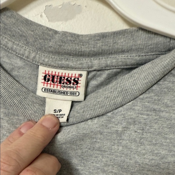 GUESS Heather Gray Logo Tee 90’s - Picture 3 of 3